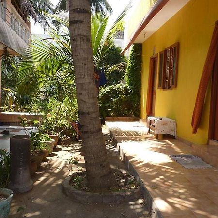 Shakti Family Guest House Mahabalipuram Exteriör bild